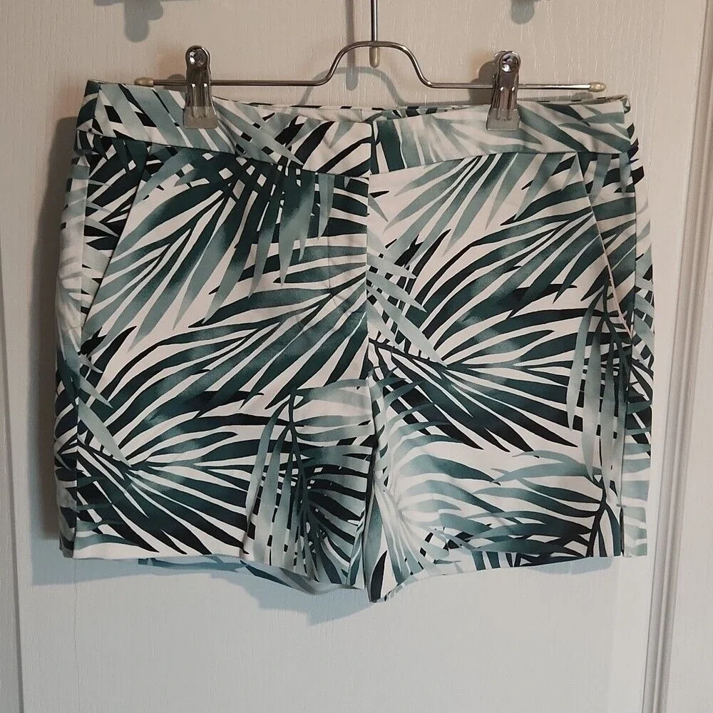 White House‎ Black Market Palm Leaf Print Chino Shorts Size 2 Pockets